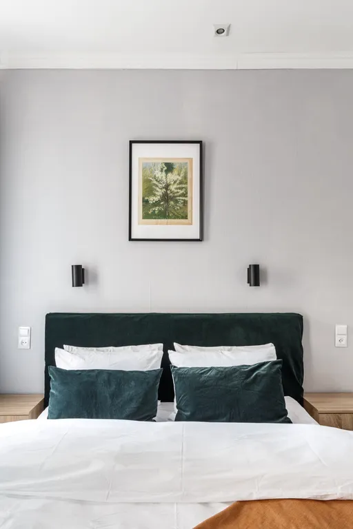 Квартира Комната с санузлом и видом во двор у Исаакиевского собора — Санкт-Петербург