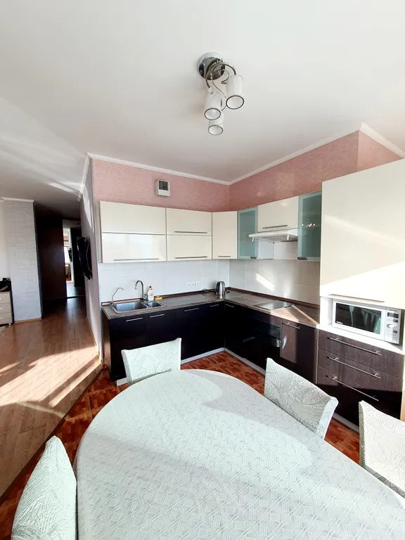 Уютная квартира в самом центре Астаны с видом на город