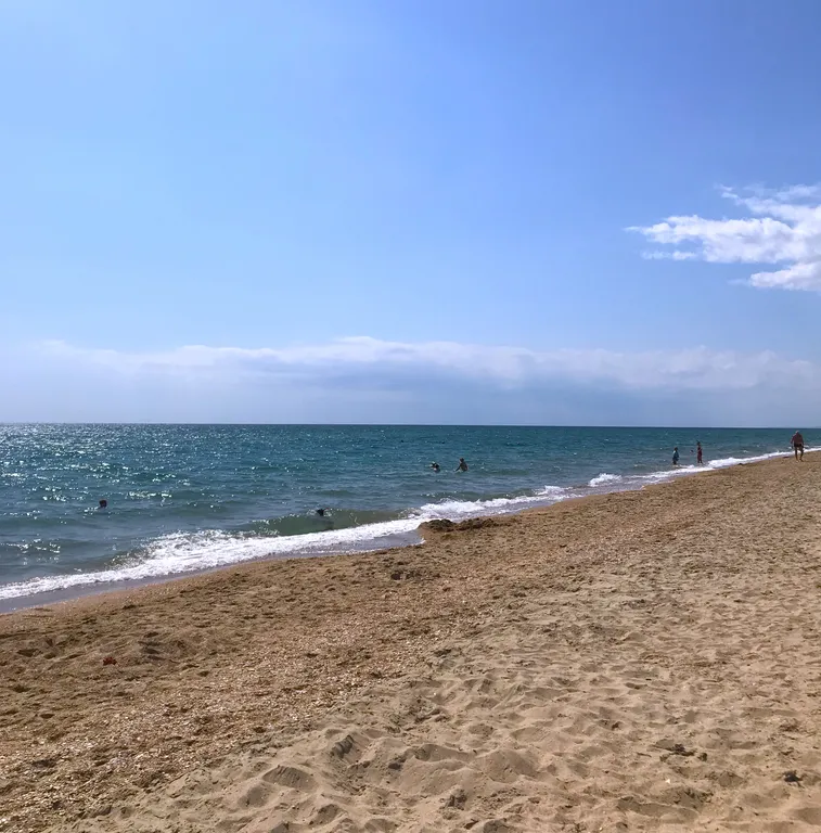 Квартира Квартира Студия в центре с бассейном — Анапа