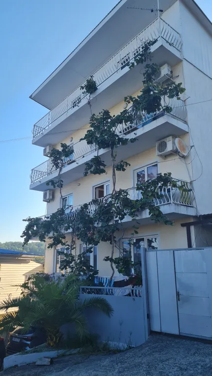 Семейный номер с видом на море