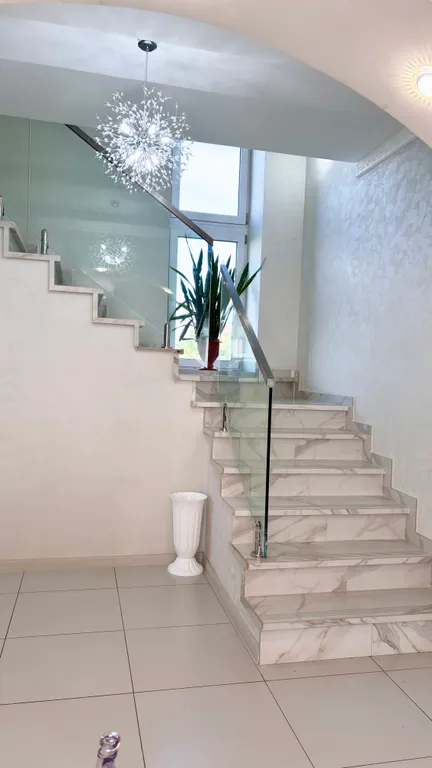 4-комнатный Дом