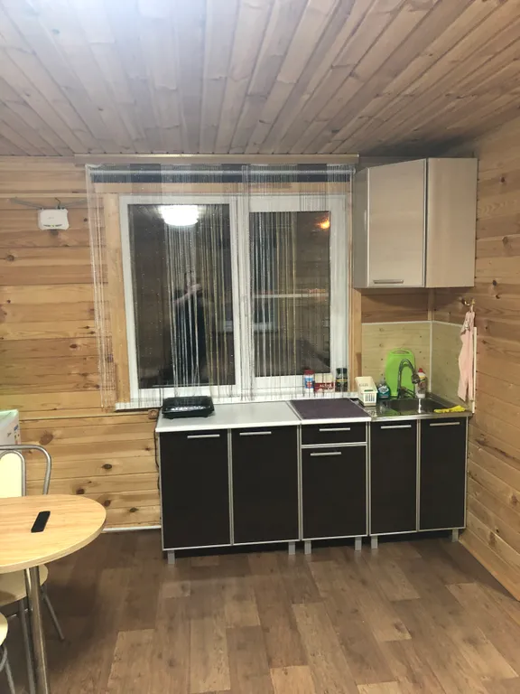 Уютный деревянный домик