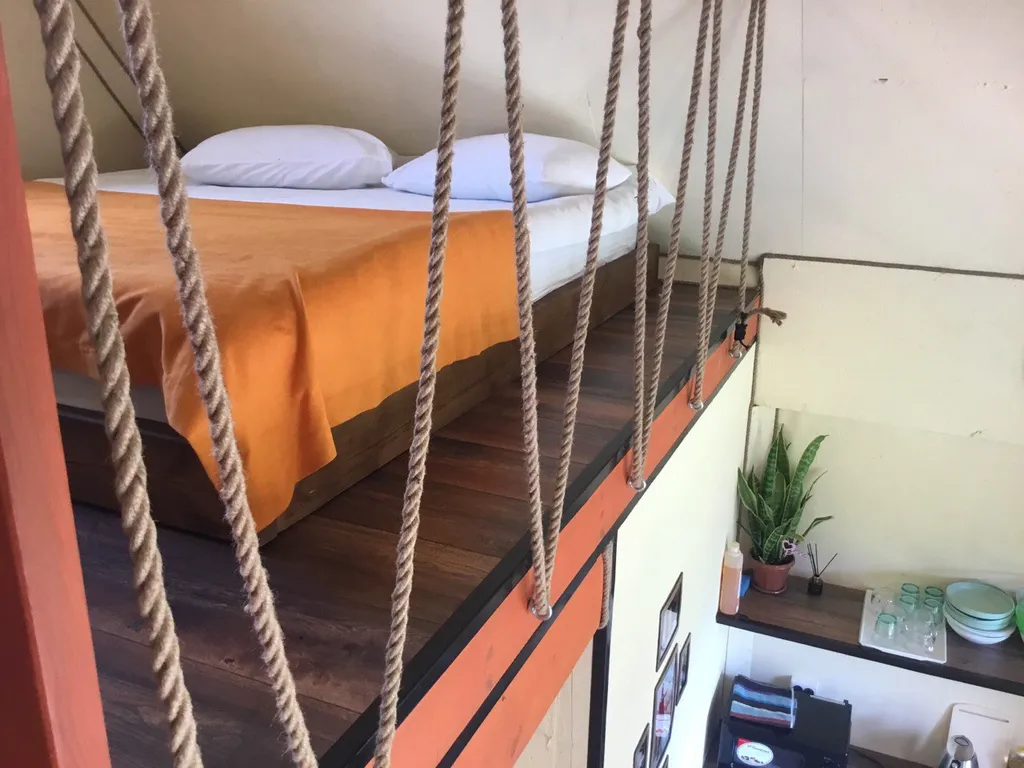 Коттедж 2-комнатный Дом — Перевалка