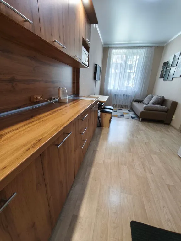 Квартира на берегу озера банное в лесной чаще из лиственниц