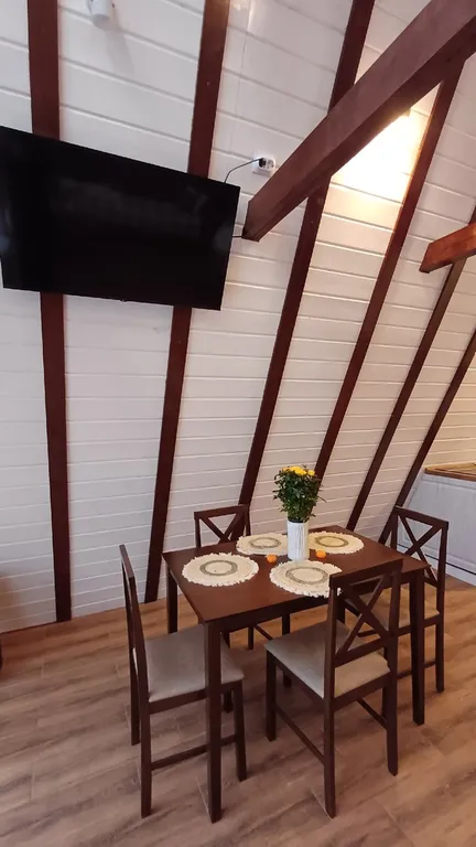 Домик у реки шале у Медведицы