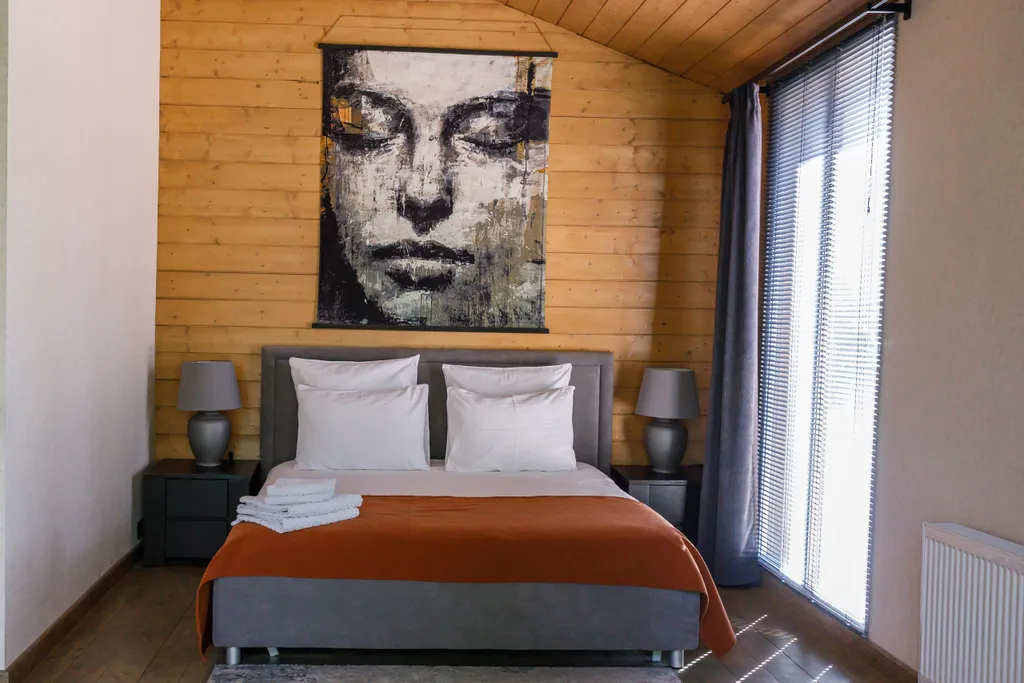 Коттедж у реки в центре Звенигорода