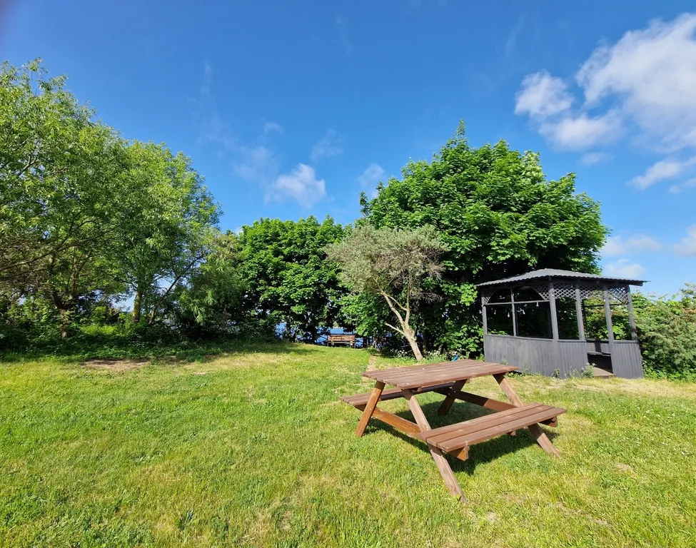 Двухуровневый коттедж Тенерифе с террасой