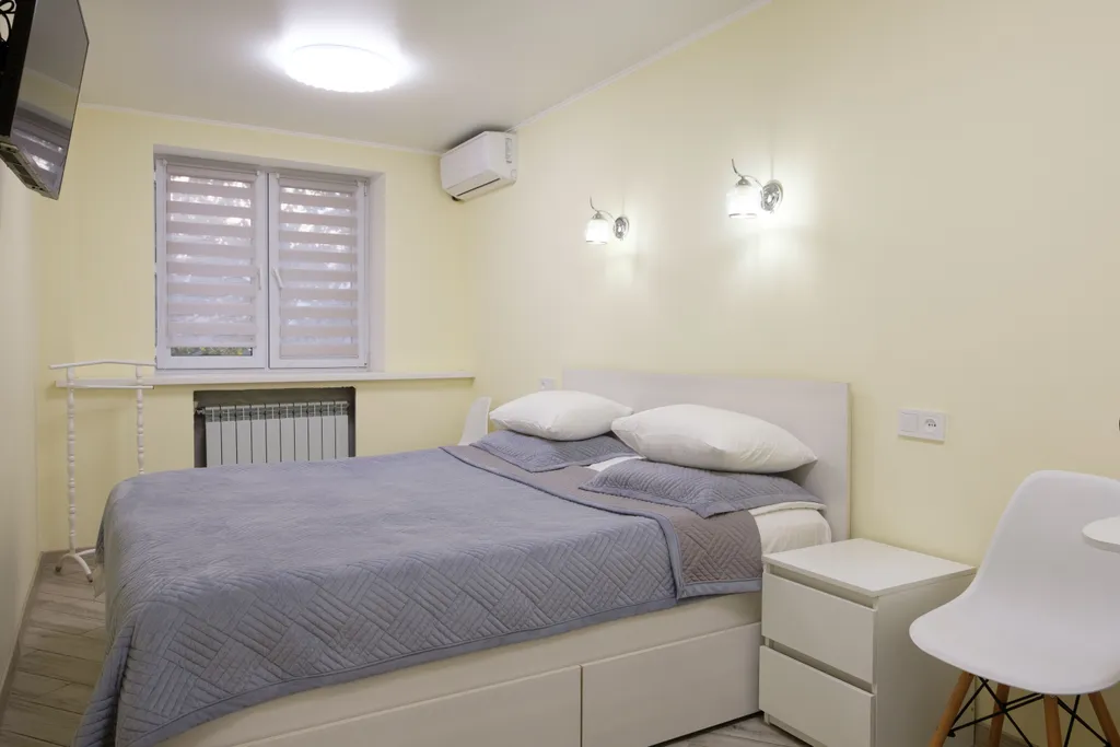 Светлая и уютная 2 комнатная квартира в центре прямо у станции метро