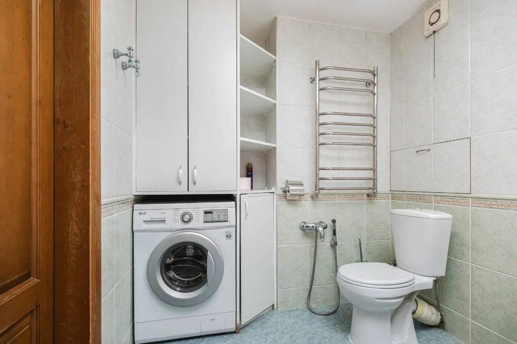 Комфортная 4-комнатная в центре Минска около Галереи, Зыбицкая, Немига