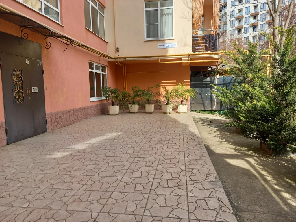 Квартира у моря с верандой