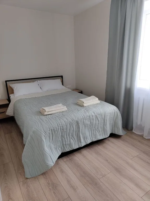 Свeтлая совремeнная квартирa в центpе гоpoдa