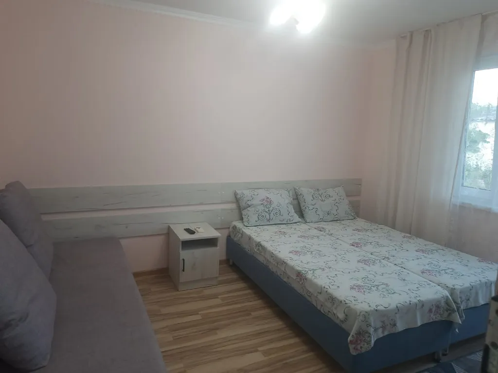 Половина дома недалеко от моря