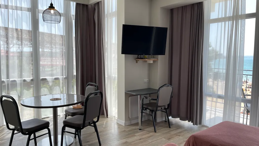 Апартамент у самого моря