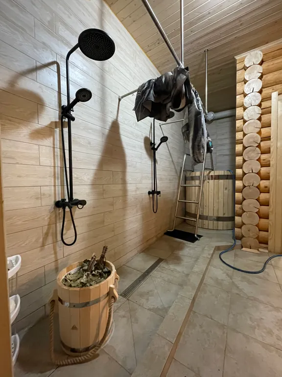 Уютный дом на берегу моря