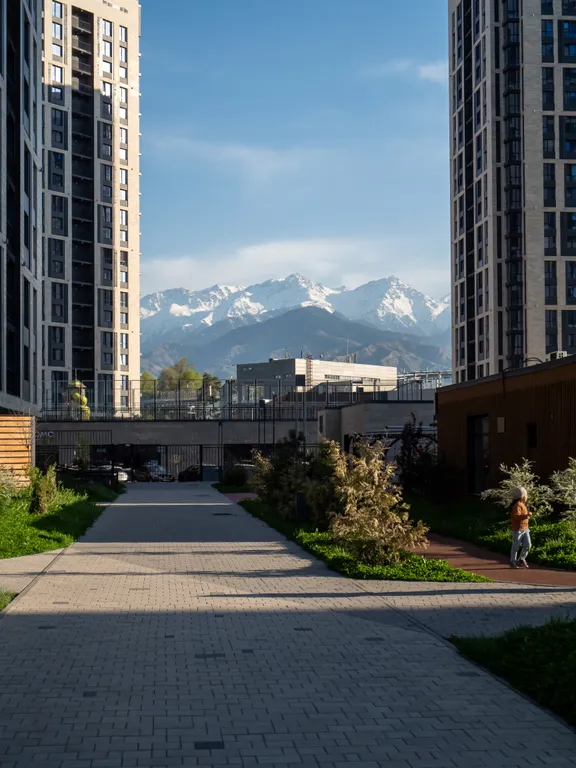 Квартира евродвушка с уютом и с видом на горы