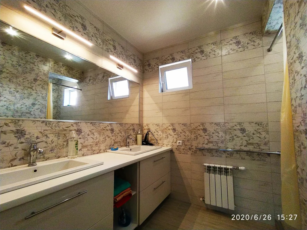 Комфортабельный коттедж в 5 км. от центра