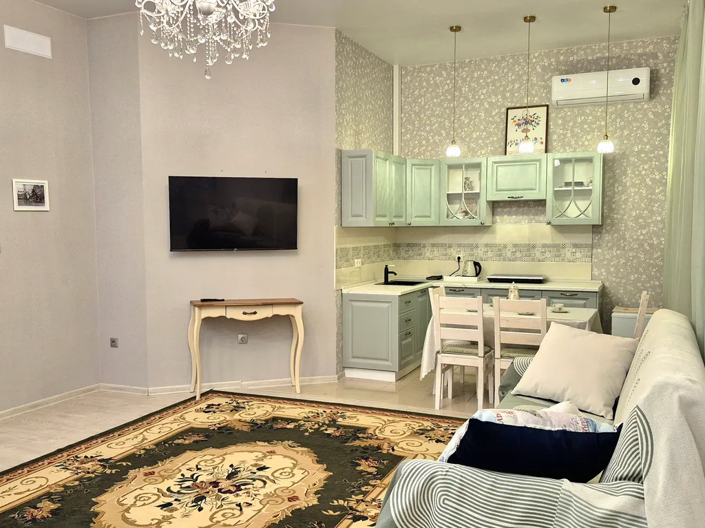 Таунхаус (часть коттеджа) с отдельным входом в центре Костромы