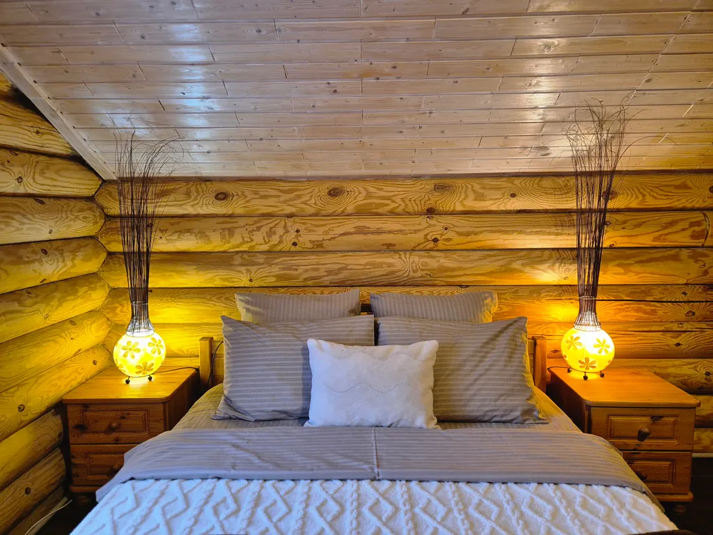 Уютный дом с бильярдом и сауной на побережье водохранилища