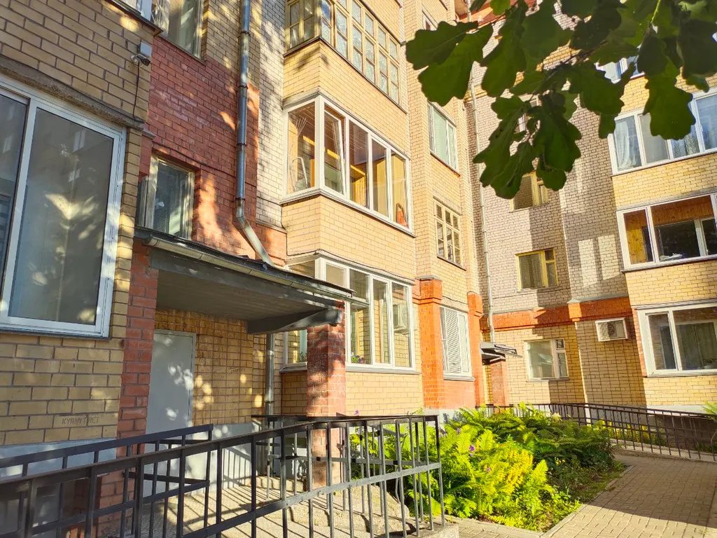 Просторная квартира в сердце Кирова с самостоятельным заселением