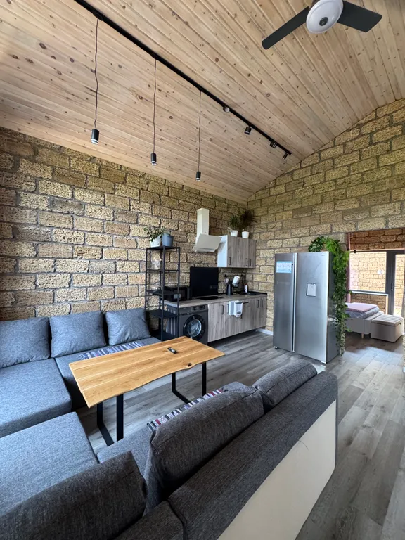 Коттедж Дом с ракушечника — аренда посуточно в Тамань