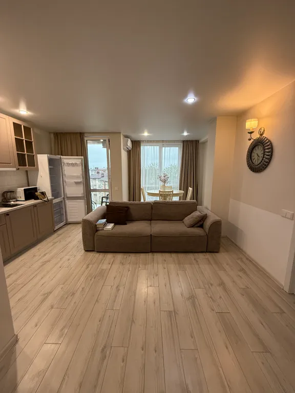 Квартира у моря с бассейном