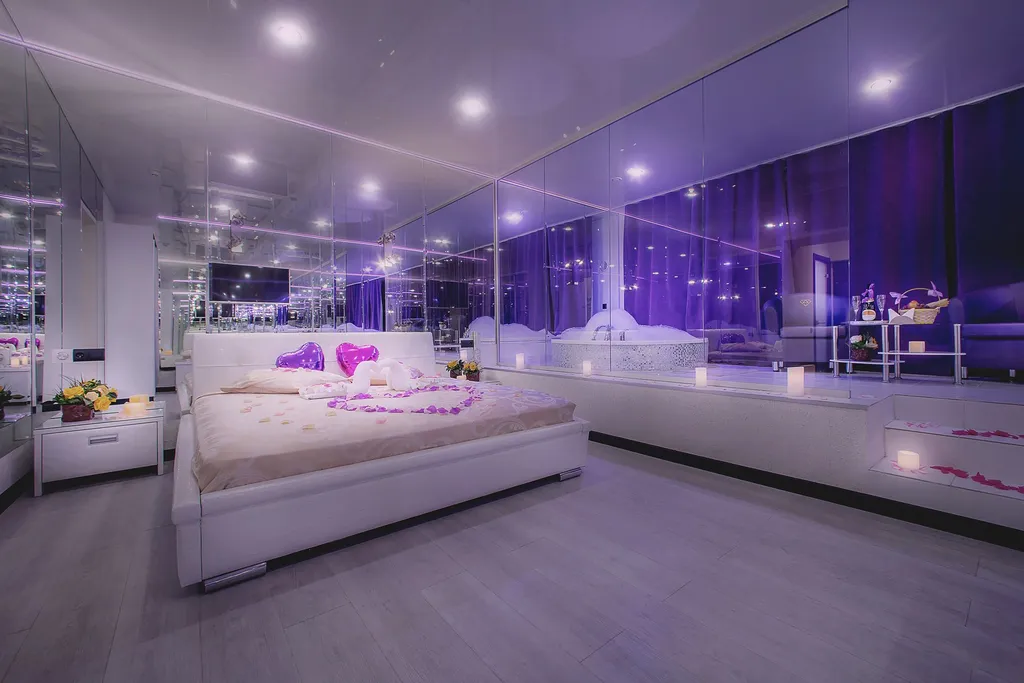 Алекс на Мужества