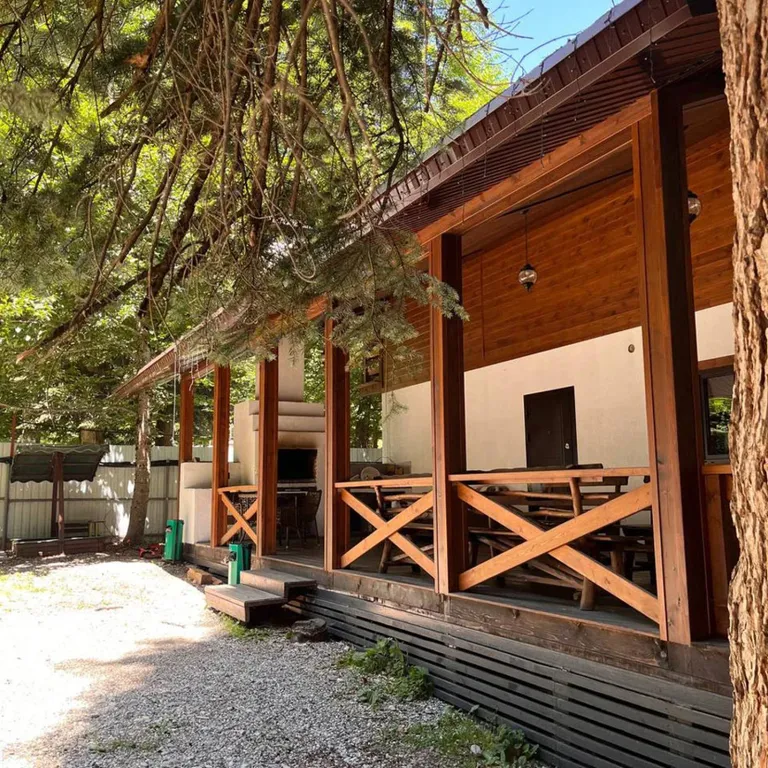 6-комнатный Дом