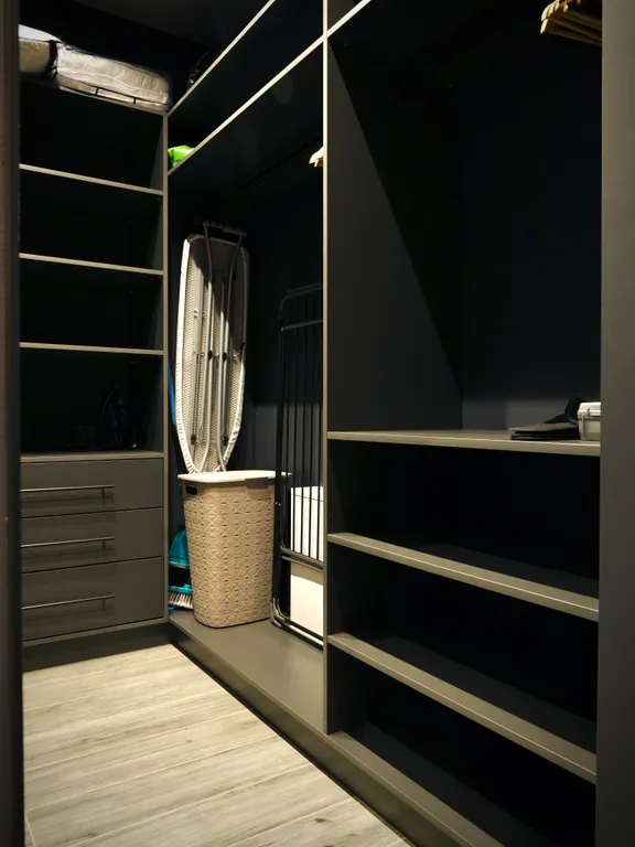 Дизайнерская евродвушка у канта на набережной