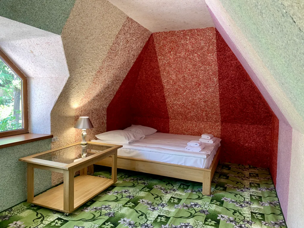 Уютный небольшой дом с кухней и сауной