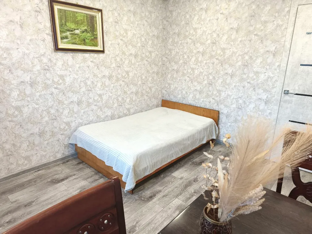 Трехкомнатная квартира вблизи Сквера Энтузиастов — аренда посуточно в Красноярск