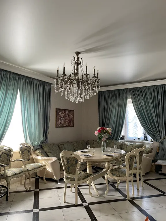 Уютный дом с терассой и сауной