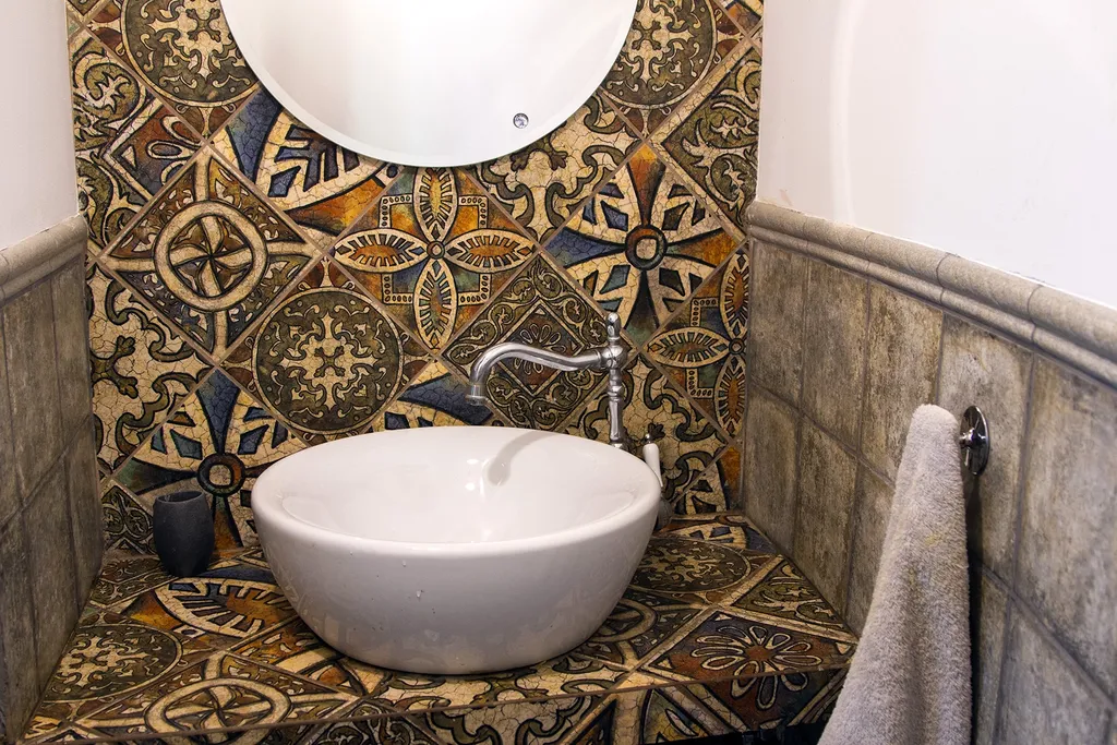 Круглый дом в горах