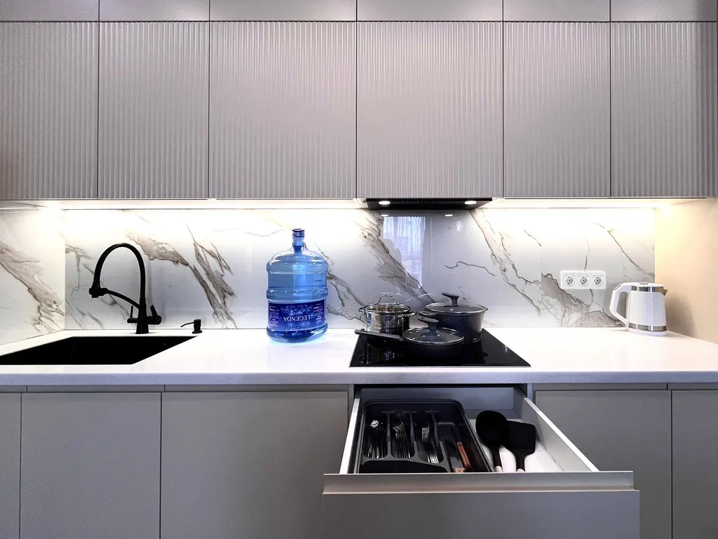 Просторная в ЖК «Раимбек резиденс» центр Алматы, метро & питьевая вода