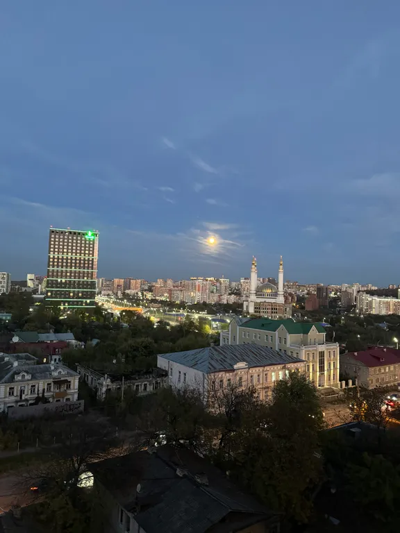 Уютная квартира в центре города! С красивым видом! С двумя санузла