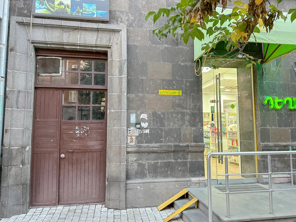 Современная студия в центре