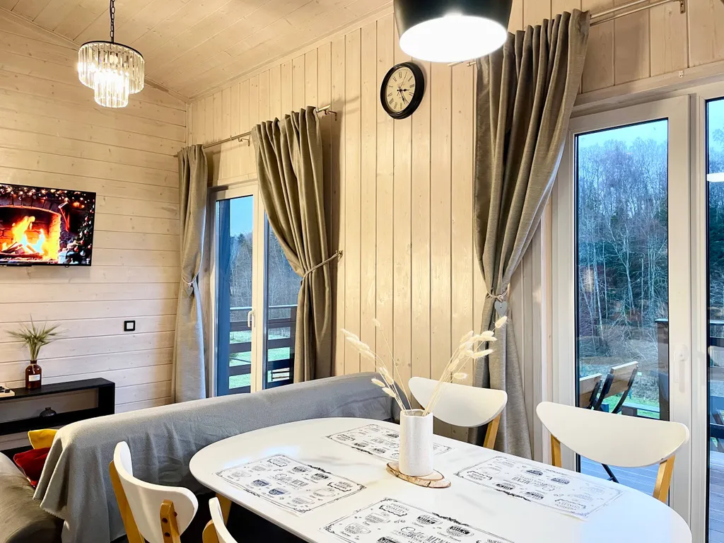 Ольшаны_Парк Дом Шале у леса с баней и горячей купелью