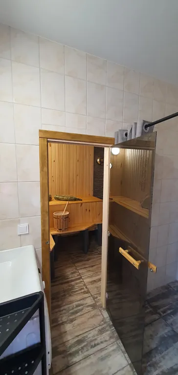 House с панорамной террасой на крыше с видом на море