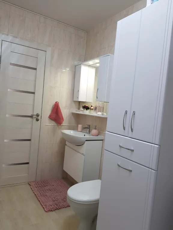 Квартира у озера и моря