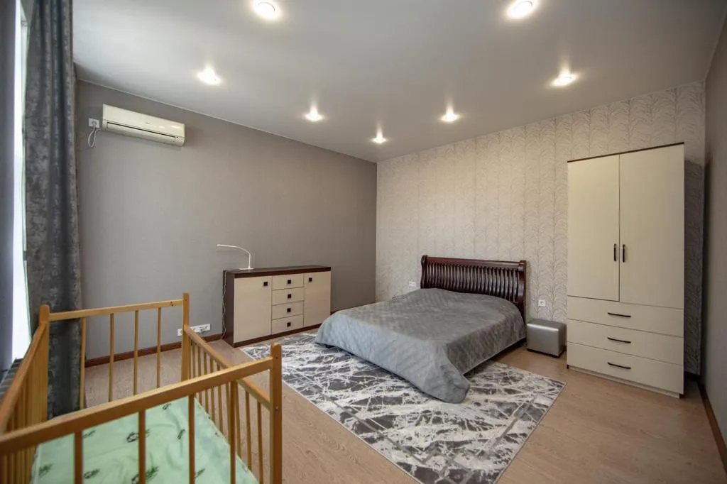 Дом с отдельным двором