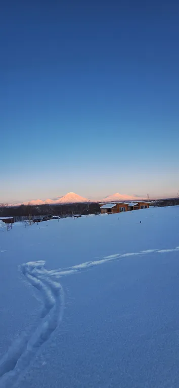 Дома для отдыха "Ипиней" С видами на домашние вулканы, город и Бухту