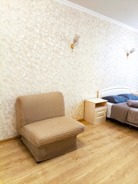 Просторная двухкомнатная квартира с балконом