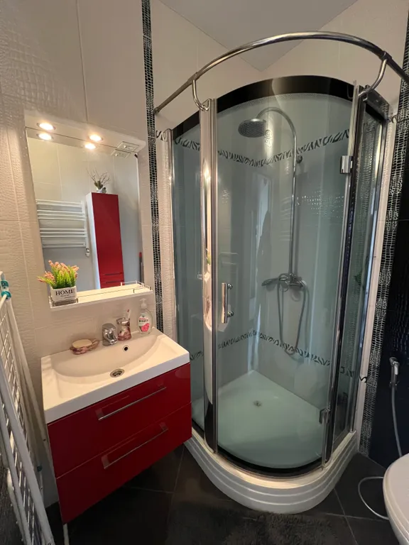 Квартира около парка рядом с морем