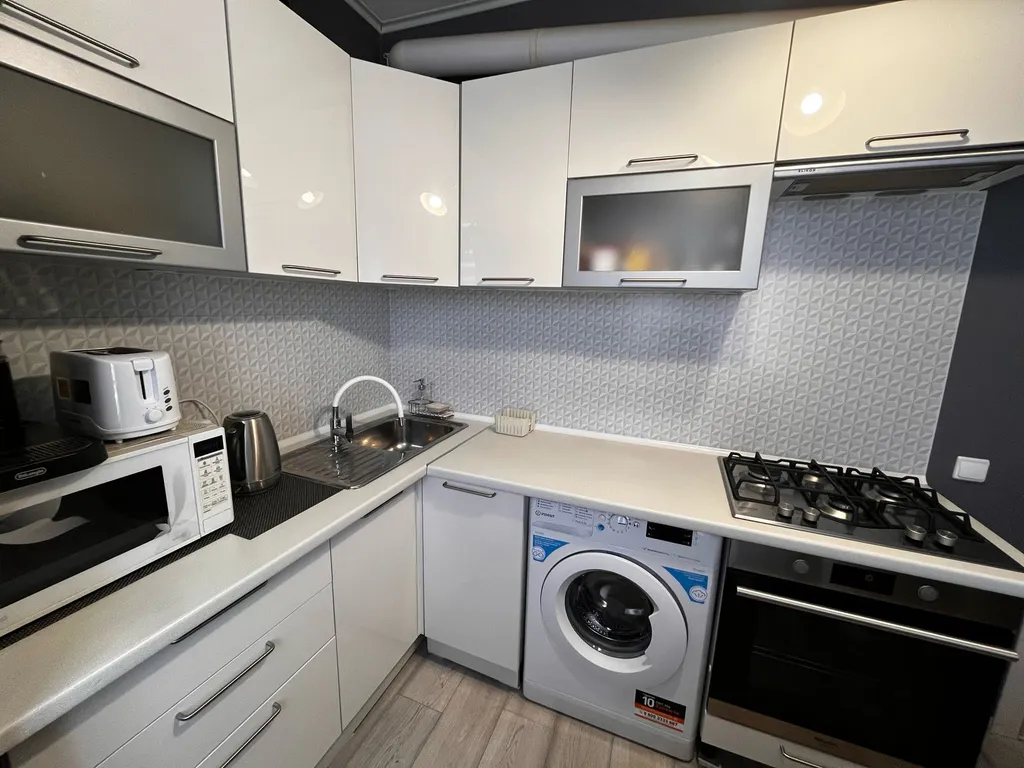 Квартира 1 комнатная квартира в микрорайоне Ивушки — Великий Новгород