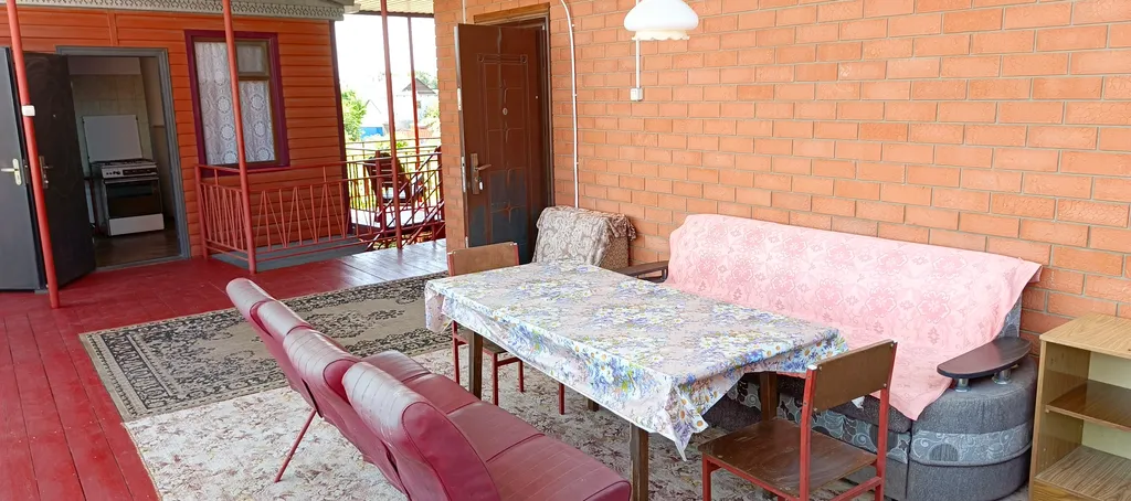 Уютный номер с большим свободным пространством до восьми человек