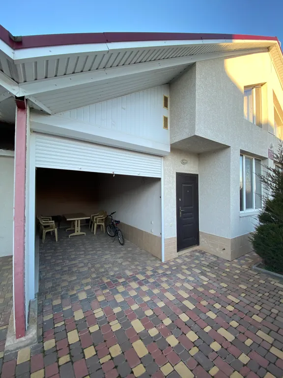 Таунхаус с видом на море на первой линии в комплексе Олимпия