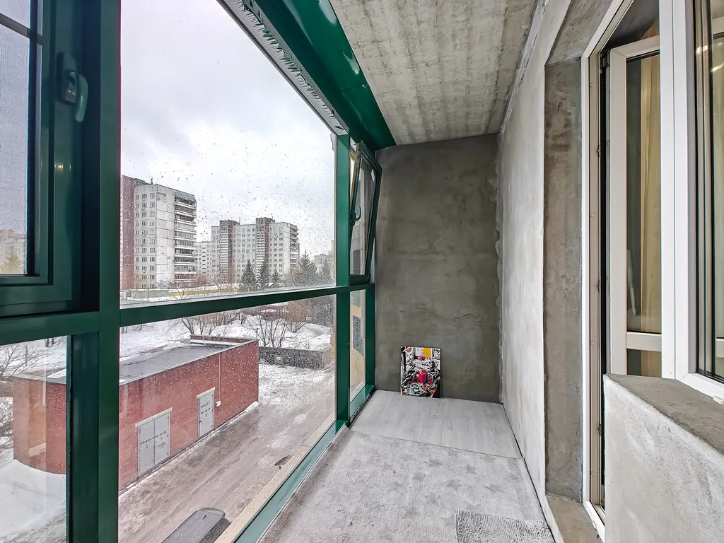 Масштабная двухкомнатная с кроватью super king-size в ЖК Дождь