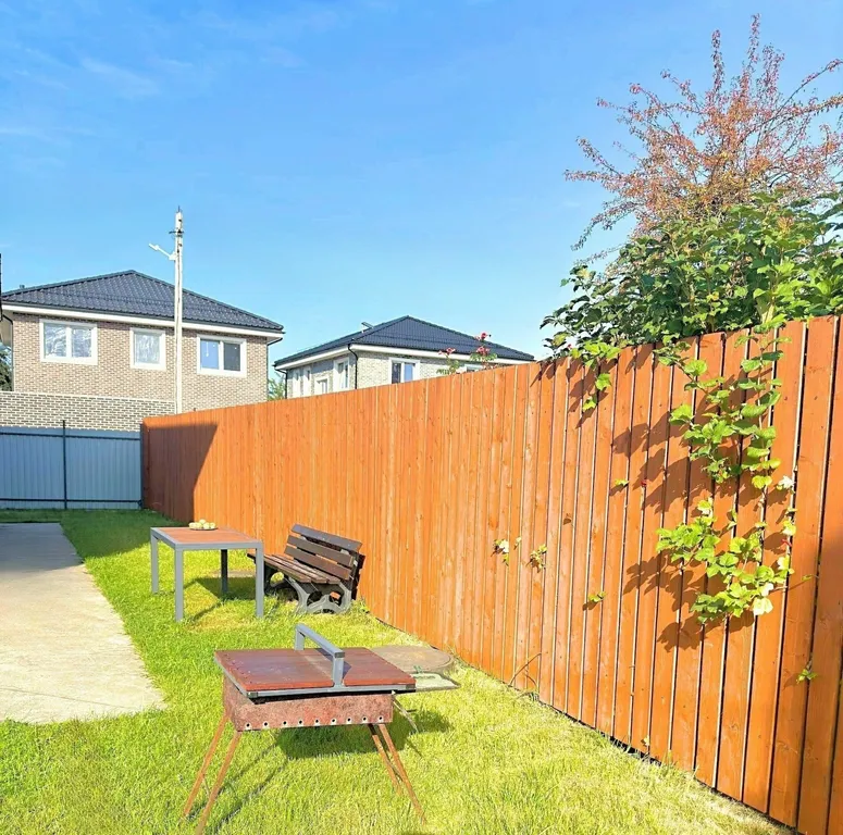 Коттедж Уютный домик для двоих с парковкой, SPAR на Аксакова 125 — Калининград