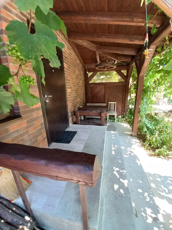 Коттедж Домик с беседкой — Геленджик