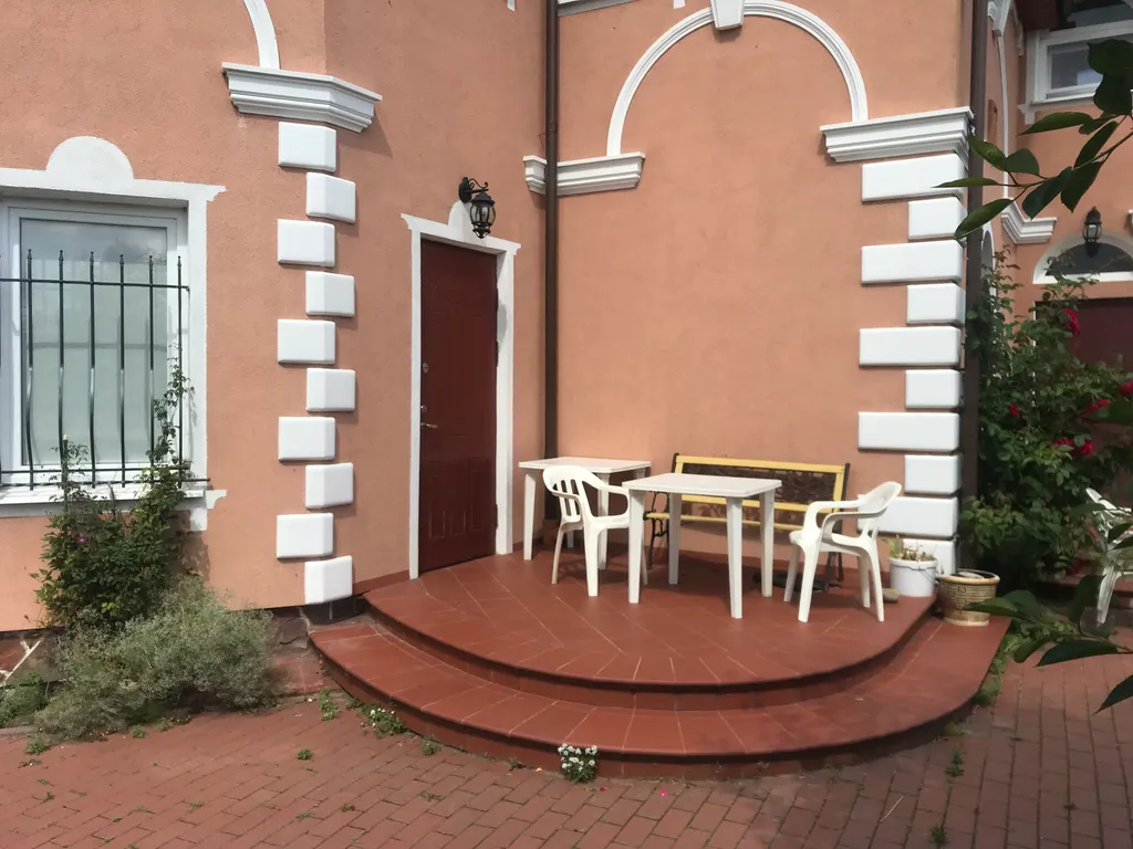 Особняк у моря с баней и бильярдом