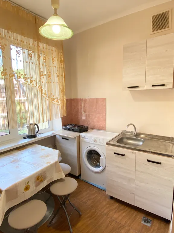 Квартира 1-комнатная квартира — Гагра